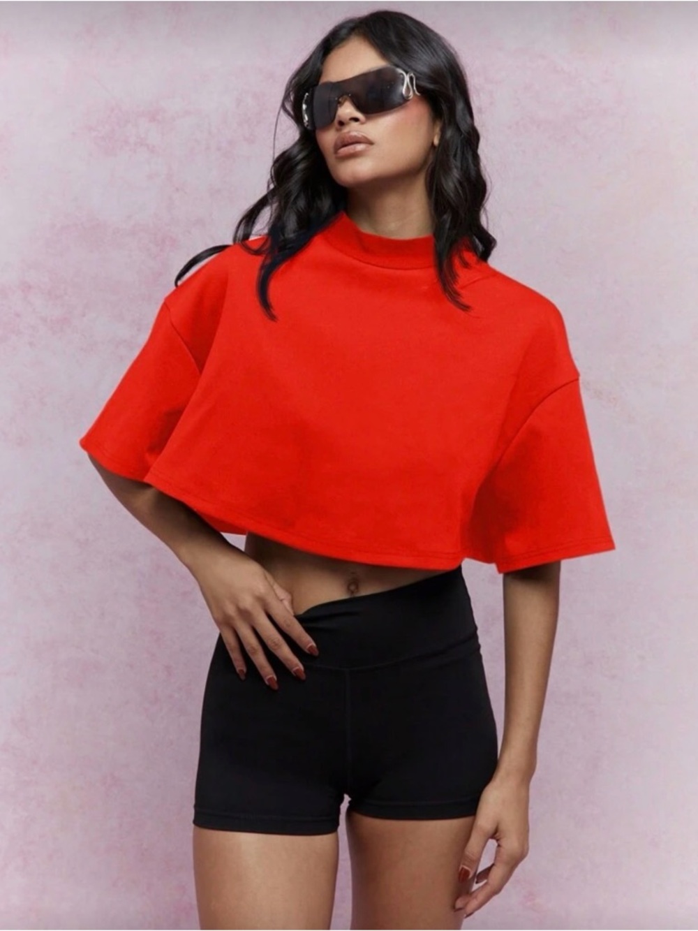 MISSGUIDED Back Logo Detail Crop Oversized T-shirt